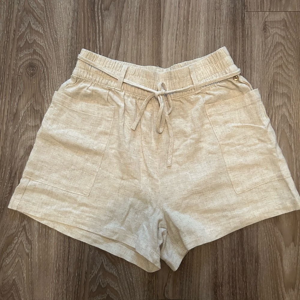 Women's Beige Linen Shorts